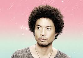 Toshinobu Kubota, müzikle tanıştığı genç yaşlardan itibaren şarkıcılık ve söz yazarlığı alanlarında kendini geliştirmeye başlamıştır. 1986 yılında "Fantasy" adlı şarkısıyla müzik dünyasına adım atmış ve büyük bir çıkış yapmıştır. Bu şarkı, Kubota'nın tarzını ve müziksel yeteneklerini tanıtması açısından önemli bir dönüm noktası olmuştur.