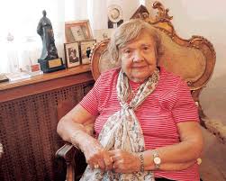 100 yılı aşan yaşamı boyunca üretkenliğini sürdüren Muazzez İlmiye Çığ, genç kuşaklara bilimi sevdiren, sorgulamayı öğreten bir rol model olmuştur. Türkiye’de Sümeroloji denildiğinde akla gelen ilk isimlerden biridir.