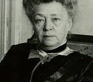 Bertha von Suttner, soylu bir ailenin kızı olarak dünyaya gelmiştir. Genç yaşlarda, özellikle savaşın yıkıcı etkilerinden etkilenen Avrupa'da büyüdü. Bu dönemin barışa olan ihtiyacı, onun düşünce dünyasını şekillendirdi.