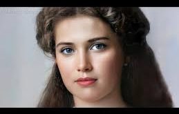 Mariya, saray içinde özel öğretmenler tarafından eğitilmiştir. Eğitim programı; yabancı diller, tarih, din ve sanat gibi alanları kapsamaktaydı. Ancak Mariya, akademik başarıdan ziyade insanlarla kurduğu sıcak ilişkilerle dikkat çekmiştir.