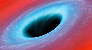 Kara delik, kütleçekiminin o kadar güçlü olduğu bir uzay-zaman bölgesidir ki, hiçbir madde ya da elektromanyetik radyasyon – yani ışık bile – bu bölgeden kaçamaz. Bu kavram, Albert Einstein tarafından geliştirilen Genel Görelilik Teorisi çerçevesinde ortaya çıkmıştır.