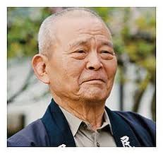 Hisashi Igawa, Japonya’da doğmuş ve genç yaşlardan itibaren sanatla ilgilenmeye başlamıştır. Tiyatro kökenli bir oyuncu olarak kariyerine sahnede adım atan Igawa, zamanla sinema ve televizyon dünyasına geçiş yapmıştır.
