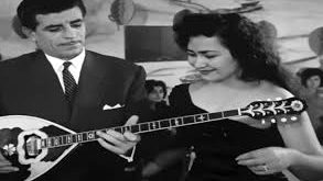 Yunan müziği, derin duyguları ve güçlü melodik yapısıyla dünya müzik kültüründe kendine özgü bir yer edinmiştir. Bu zengin müzik geleneğinin önemli kadın yorumcularından biri olan Voula Gika, özellikle rebetiko ve laiko tarzındaki yorumlarıyla tanınan bir sanatçıdır.