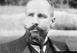 Pyotr Arkadyeviç Stolypin, 14 Nisan 1862 tarihinde Dresden’de doğmuştur. Soylu bir aileden gelen Stolypin, aristokrat kökeninin sağladığı avantajlarla iyi bir eğitim almıştır.