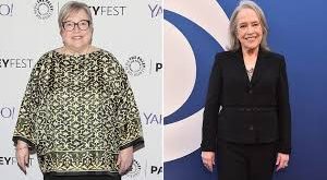 Kathy Bates, 28 Haziran 1948 tarihinde Memphis’te doğmuştur. Küçük yaşlardan itibaren sanatla ilgilenmeye başlayan Bates, eğitimini Southern Methodist University’de tiyatro alanında tamamlamıştır.
