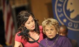 Hollywood tarihine bakıldığında bazı oyuncular yalnızca performanslarıyla değil, temsil ettikleri toplumsal hikâyelerle de öne çıkar. Bu isimlerden biri olan Lupe Ontiveros, özellikle Latin kökenli karakterleri canlandırarak Amerikan sinema ve televizyon tarihinde önemli bir yer edinmiş oyunculardan biridir.