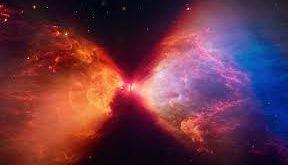 WASP-39b, sahip olduğu sıra dışı atmosferik özellikleriyle modern astronominin en dikkat çekici keşiflerinden biri olarak öne çıkmaktadır. “Sıcak Jüpiter” sınıfına giren bu gaz devi, özellikle atmosferinde tespit edilen moleküller sayesinde ötegezegen biliminde adeta bir dönüm noktası olmuştur.