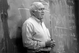 James Coleman, sosyal bilimler dünyasında özellikle birey-toplum ilişkisi üzerine yaptığı çalışmalarla tanınmıştır. Sosyolojik teorilerinde, toplumsal yapıları anlamanın en iyi yolunun, bireylerin davranışlarını ve bunların toplum üzerindeki etkilerini incelemek olduğunu savunmuştur.