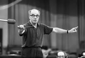 Franz Allers, müzik eğitimine erken yaşlarda başladı. Viyana Konservatuvarı'nda eğitim aldıktan sonra, müzikle ilgili kariyerine hızla yönelmeye karar verdi. Genç yaşlarda yetenekleriyle dikkat çeken Allers, özellikle orkestra şefliği konusunda kendini geliştirdi ve Avrupa'nın en tanınmış orkestralarında şeflik yapma fırsatı buldu.