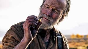 1940’lı yıllar Robotham’ın Hollywood’daki kariyerinin şekillenmeye başladığı dönemdir. Bu dönemde birçok filmde küçük roller üstlenmiş ve aynı zamanda dublörlük yapmıştır.