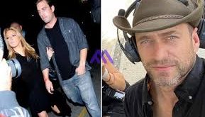 Christian Gibson’ın annesi Robyn Moore’dur. Gibson ailesi oldukça kalabalık bir aile yapısına sahiptir ve Christian birçok kardeşle birlikte büyümüştür. Bu ortam, onun erken yaşlardan itibaren sinema sektörünü yakından tanımasını sağlamıştır.