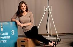 Green lise eğitimini Pascack Hills High School’da tamamladı. Okul yıllarında sanat ve oyunculuğa ilgi duymaya başladı. Ancak kariyerinin ilk döneminde sinemaya girmek kolay olmadı; birçok genç oyuncu gibi çeşitli işlerde çalışarak geçimini sağlamaya çalıştı.