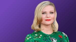 Kirsten Dunst’ın dünya çapında tanınmasını sağlayan en önemli projelerden biri, Spider-Man serisi olmuştur. Yönetmen Sam Raimi imzası taşıyan bu seride Mary Jane Watson karakterini canlandırmıştır.