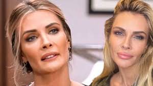 İstanbul’da İstanbul Bilgi Üniversitesi İletişim Fakültesi Film ve Televizyon Programcılığı bölümünde eğitim alması, onun medya sektörüne bilinçli bir giriş yapmasını sağlamıştır. Bu eğitim, hem kamera önü hem de kamera arkası süreçleri anlamasında önemli bir rol oynamıştır.