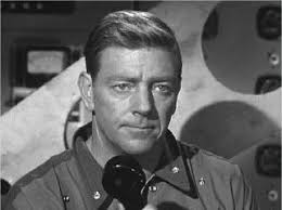 Eğitim hayatı boyunca tiyatroya yönelen Langton, üniversite yıllarında sahne deneyimi kazanmış ve oyunculuk kariyerine adım atmıştır. Sahne üzerindeki disiplinli çalışması, onun ilerleyen yıllarda sinema ve televizyon alanında başarılı olmasının temelini oluşturmuştur.