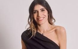 Çocukluk yıllarında soul, caz ve rhythm & blues gibi türlere ilgi duyan Giorgia, özellikle Amerikalı sanatçılardan etkilenerek vokal yeteneğini geliştirdi. Genç yaşta sahne almaya başlayan sanatçı, kısa sürede dikkat çekici bir ses olarak öne çıktı.