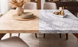 Dil, insanların düşüncelerini ifade etmesini ve bilgi aktarmasını sağlayan en önemli araçtır. Bu süreçte kullanılan temel anlatım tekniklerinden ikisi tanımlama ve açıklamadır. Her ne kadar bu iki kavram günlük dilde sık sık birbirinin yerine kullanılsa da, aslında farklı amaçlara ve işlevlere sahiptir.