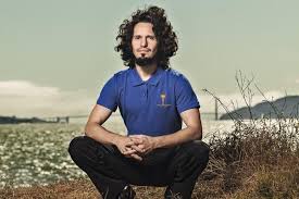 Patri Friedman, kariyerinin bir döneminde Google bünyesinde yazılım mühendisi olarak çalışmıştır. Bu süreçte büyük ölçekli teknolojik sistemlerin nasıl çalıştığını deneyimleme fırsatı bulmuştur.