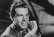 Fred MacMurray kariyerine müzisyen olarak başladı. 1920’li yılların sonlarında dans orkestralarında saksafon çalarak sahne deneyimi kazandı. Bu deneyim, onun sahneye alışmasını ve performans yeteneklerini geliştirmesini sağladı.