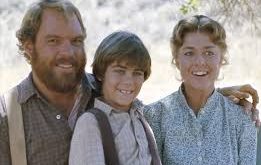 Güçlü fiziği, lider karakteri, zarif konuşma tarzı ve doğal ekran varlığıyla hem spor hem eğlence sektöründe iz bırakan isimlerden biri olmuştur.