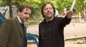 Modern dünya sinemasında görsel enerjisi, toplumsal gerçekçiliği ve çarpıcı anlatım diliyle öne çıkan yönetmenlerden biri olan Fernando Meirelles, özellikle Brezilya sinemasını küresel ölçekte görünür hale getiren isimler arasında yer alır.