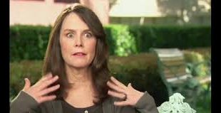 Bugün Sherri Stoner adı, hem klasik televizyon dizileri hem de modern animasyon kültürü açısından önemli bir yere sahiptir. Özellikle “Animaniacs” ve “Tiny Toon Adventures” gibi kült haline gelmiş yapımlardaki yaratıcı katkılarıyla popüler kültürde kalıcı bir iz bırakmıştır.