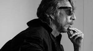 Piccioli, yalnızca yönetmen olarak değil, aynı zamanda yapımcı ve senarist olarak da sinema dünyasında yer almış; İtalyan film endüstrisinin farklı alanlarında üretim yaparak çok yönlü bir kariyer geliştirmiştir.