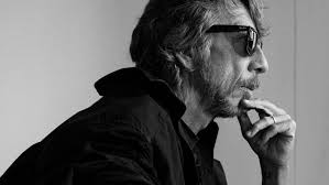 Piccioli, yalnızca yönetmen olarak değil, aynı zamanda yapımcı ve senarist olarak da sinema dünyasında yer almış; İtalyan film endüstrisinin farklı alanlarında üretim yaparak çok yönlü bir kariyer geliştirmiştir.