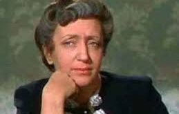 Tamara Shayne’in hayatındaki en önemli dönüm noktalarından biri, Avrupa’dan Amerika Birleşik Devletleri’ne göç etmesidir. 1920’li yıllarda yaşanan politik ve sosyal değişimler, birçok sanatçıyı olduğu gibi Shayne’i de farklı coğrafyalarda yeni fırsatlar aramaya yöneltti.