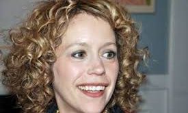 Kanada televizyonu ve sinema dünyasında çok yönlü sanatçılar arasında gösterilen Sherry White, senarist, oyuncu, yapımcı ve yönetmen kimlikleriyle tanınan başarılı bir isimdir.