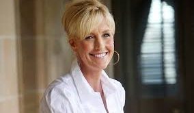 Erin Brockovich, Türkçede Tatlı Bela adıyla bilinen, 2000 yapımı biyografik hukuk drama filmidir. Yönetmen koltuğunda modern sinemanın en önemli isimlerinden Steven Soderbergh yer alırken, başrolde ise kariyerinin zirve performanslarından birini sergileyen Julia Roberts bulunur.