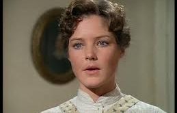 Pamela Roylance, Amerika Birleşik Devletleri’nde doğmuş ve genç yaşlardan itibaren sanatla ilgilenmeye başlamıştır. Çocukluk döneminde tiyatroya ve sahne sanatlarına ilgi duyan Roylance, oyunculuk yeteneğini erken yaşlarda keşfetmiştir.