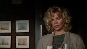 Film, Avusturyalı-Amerikalı yazar Ingeborg Day’in “Elizabeth McNeill” takma adıyla kaleme aldığı anı kitabından uyarlanmıştır. Bu yönüyle 9 1/2 Hafta, yalnızca bir kurgu değil; aynı zamanda gerçek deneyimlerden ilham alan bir anlatı sunar.