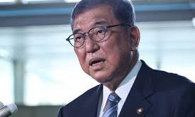 Özellikle karmaşık cebirsel çeşitlerin sınıflandırılması üzerine yaptığı çalışmalarla bilinen Iitaka, modern matematikte derin etkiler bırakan teorilerin oluşumunda önemli bir rol oynamıştır.