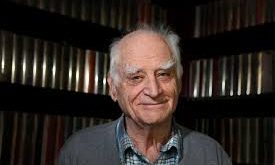 Akademik hayatı boyunca Fransa’nın ve dünyanın çeşitli üniversitelerinde ders verdi. Özellikle Stanford Üniversitesi’nde uzun yıllar görev yapması, onun uluslararası düşünce dünyasında tanınmasını sağladı.