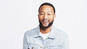 Güçlü vokali, romantik şarkıları, piyano eşliğinde yaptığı etkileyici performansları ve sosyal konulara duyarlı duruşuyla tanınan John Legend, 21. yüzyılın en başarılı müzisyenlerinden biri olarak kabul edilmektedir.