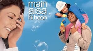 2005 yapımı Main Aisa Hi Hoon (Ben Böyleyim), Hint sinemasının duygusal drama geleneğini takip eden, aynı zamanda toplumsal adalet ve ebeveynlik kavramlarını merkeze alan etkileyici bir yapımdır. Yönetmenliğini Harry Baweja’nın üstlendiği film, senaryosu ve anlatım yapısıyla Amerikan yapımı I Am Sam filminin yeniden çevrimi olarak dikkat çeker.