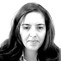 Sanat yaşamı boyunca farklı teknikleri deneyen Reis, klasik yöntemleri çağdaş yorumlarla birleştirmiştir. Bu yönüyle hem geleneksel hem yenilikçi bir sanatçı olarak değerlendirilir.