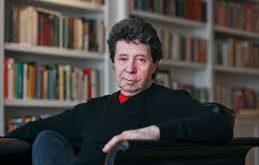 Richard Price, Amerikan gerçekçi edebiyatının en önemli temsilcileri arasında gösterilir. Polisiye, drama ve sosyal roman türlerini ustalıkla birleştiren yazar, edebiyat ile görsel anlatı dünyasında kalıcı iz bırakmıştır.