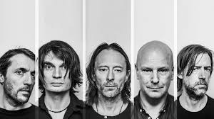 Modern alternatif rock tarihinin en yenilikçi ve en etkili topluluklarından biri olarak kabul edilen Radiohead, müzikal cesareti, deneysel yaklaşımı ve duygusal derinliği yüksek eserleriyle dünya çapında saygı gören bir gruptur.