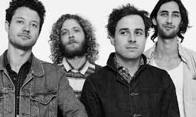 Dawes, Amerika Birleşik Devletleri merkezli bir folk rock ve roots rock grubudur. Grup, Kaliforniya çıkışlıdır ve özellikle 2009 sonrası dönemde dikkat çekmiştir. Amerikan müziğinin klasik damarlarından beslenen topluluk; folk, country rock, soft rock ve singer-songwriter etkilerini modern sound ile bir araya getirmektedir.