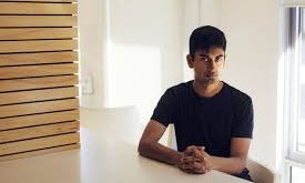 Yapay zekâ dünyası, son yıllarda yalnızca teknolojik gelişmelerle değil, aynı zamanda etik, hukuk ve güvenlik tartışmalarıyla da gündemde yer almaktadır. Bu tartışmaların merkezinde yer alan isimlerden biri de Amerikalı yapay zekâ araştırmacısı Suchir Balaji’dir.