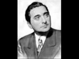 Jan Peerce, kariyeri boyunca opera salonlarından konser sahnelerine, radyo yayınlarından Broadway yapımlarına kadar birçok farklı alanda başarı elde etmiş çok yönlü bir sanatçıdır. Onun yaşam öyküsü, göçmen bir ailenin çocuğu olarak başladığı yolculuğun uluslararası sahnelere uzanmasının dikkat çekici bir örneğidir.