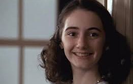 Hannah Taylor-Gordon, 6 Mart 1987 tarihinde İngiltere’de doğmuştur. Çocukluk yıllarından itibaren sanatla iç içe bir ortamda büyüyen oyuncu, erken yaşlarda oyunculuğa ilgi duymaya başlamıştır.