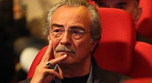 Yeşilçam’ın klasik kalıplarından sıyrılan, daha gerçekçi ve psikolojik derinliği olan karakterleri başarıyla canlandıran Arman, Türk sinemasında “aydın erkek” tipinin en güçlü temsilcilerinden biri olarak kabul edilir.