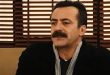 Levent Ülgen’in tiyatro yolculuğu, Türk tiyatrosunun önemli isimlerinden Erkan Yücel ile başladı. Ankara Halk Tiyatrosu’nda sahneye çıkan oyuncu, ilk yıllarında figüranlık yaparak tiyatro deneyimi kazandı.