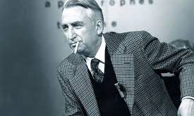 Barthes, özellikle yapısalcılık ve sonrasında gelişen post-yapısalcı düşünceyle ilişkilendirilen isimlerden biridir. Onun çalışmaları, yalnızca akademik çevrelerle sınırlı kalmamış; medya, sinema, reklam, moda ve popüler kültür araştırmalarında da geniş yankı uyandırmıştır.
