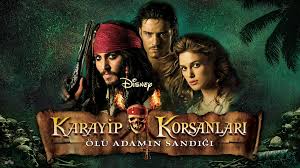 2006 yapımı Pirates of the Caribbean: Dead Man's Chest, modern macera sinemasının en büyük gişe başarılarından biri olarak kabul edilir. 2003 yapımı Pirates of the Caribbean: The Curse of the Black Pearl filminin doğrudan devamı olan yapım, seriyi çok daha karanlık, mitolojik ve dramatik bir noktaya taşır.