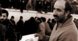 Siyasi yaşamı, Devrimci Sol hareketinin oluşumu, bölünmesi ve daha sonra DHKP-C çatısı altında yeniden yapılanmasıyla birlikte ele alınır. Hakkındaki değerlendirmeler, güçlü ideolojik savunular ile ağır eleştiriler arasında geniş bir yelpazeye yayılır. Bu nedenle Karataş’ın biyografisi yalnızca bir kişi anlatısı değil, aynı zamanda Türkiye’deki politik şiddet tartışmalarının ve radikal örgütlenme tarihinin de bir parçasıdır.