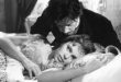 Bir Yaz Gecesi Gülüşleri, İsveçli yönetmen Ingmar Bergman tarafından yazılıp yönetilen, 1955 yapımı dönem komedi-dram türündeki özgün bir sinema eseridir. Orijinal adı Sommarnattens leende olan film, Bergman filmografisinde daha hafif, ironik ve romantik tonu ile dikkat çekerken; insan ilişkilerinin karmaşasını zarif bir mizah ve ince bir melankoliyle ele alır.